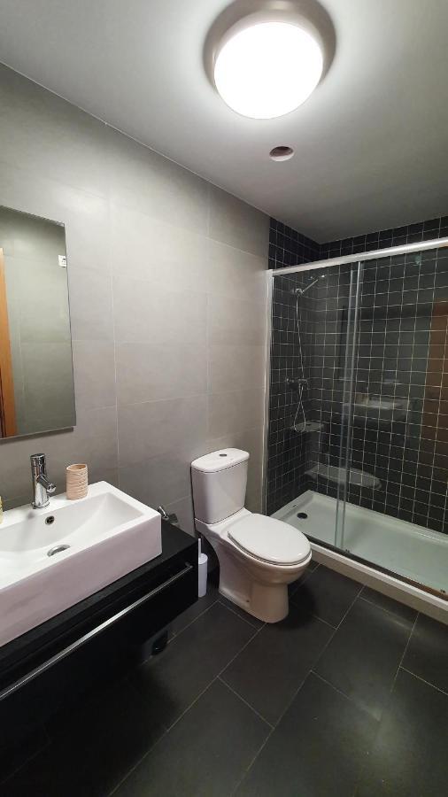 Modern 4 Double Bedroom Villa With Pool / Garden Valdoviño Exteriör bild